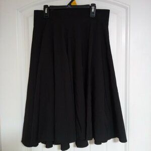 CHOLE'S Midi A- Line skirt nwt size Medium